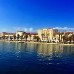 Kameni Val Split