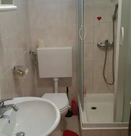 Apartman Kameni Val *