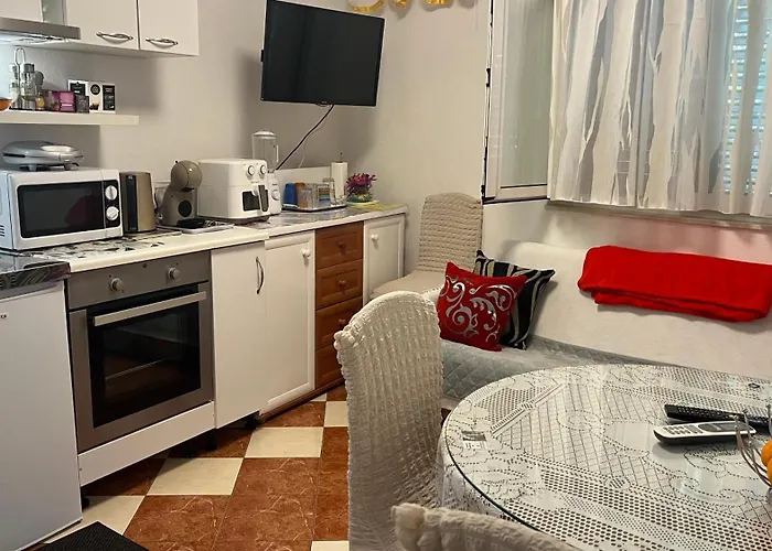 דירה Kameni Val