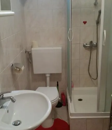 דירה Kameni Val *