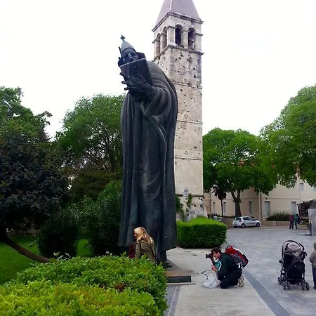 Apartment Kameni Val