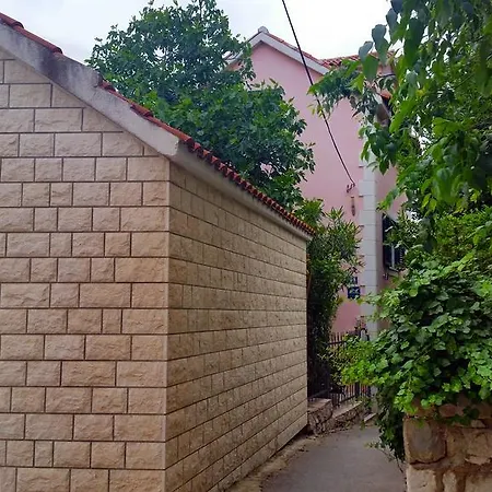 Kameni Val Σπλιτ