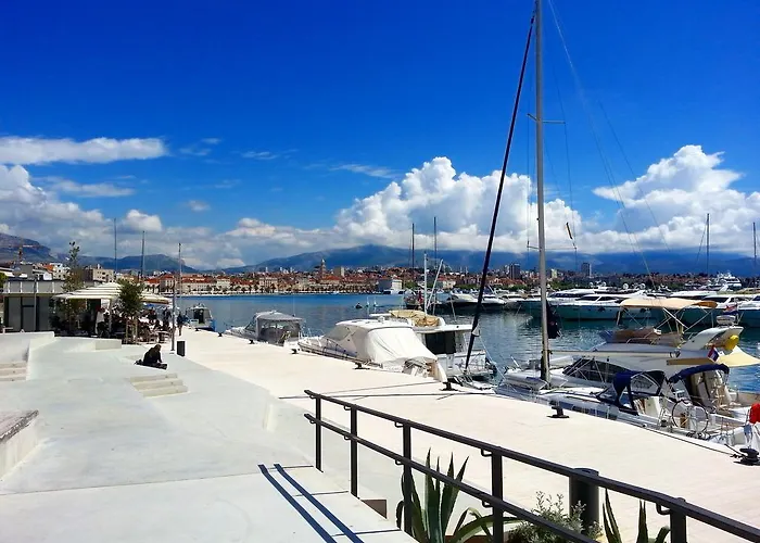 Kameni Val Split