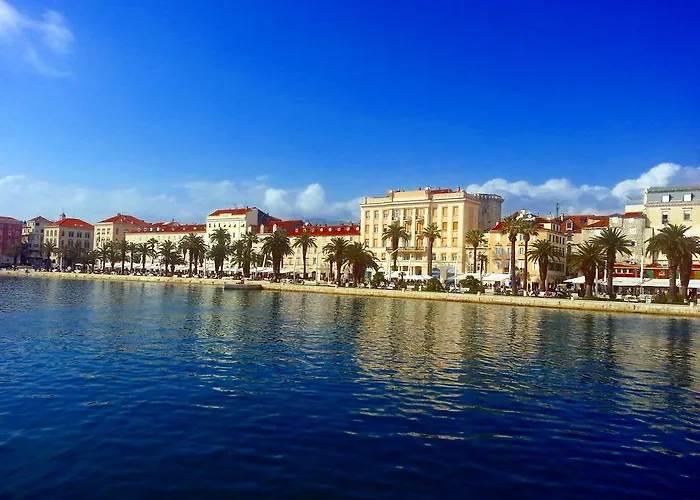 Kameni Val Split
